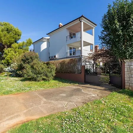 House Suzana Holiday home